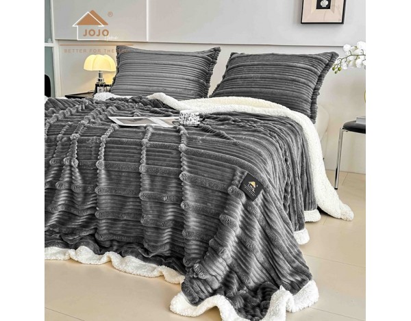 PATURA JOJO PREMIUM CU 2 FETE DE PERNA ZM 06